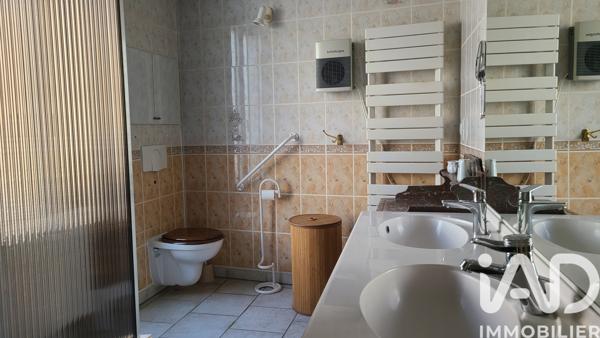 Maison à vendre 7 pièces 213 m² Vernantes