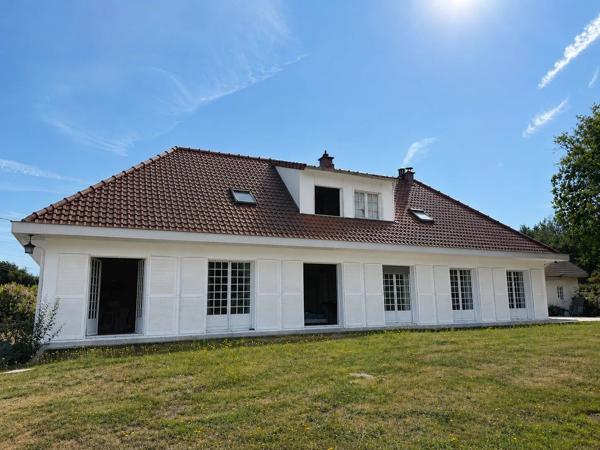 Vente                                                      Maison
                        
                     7 pièces                      180 m2                     à Villers-Cotterêts