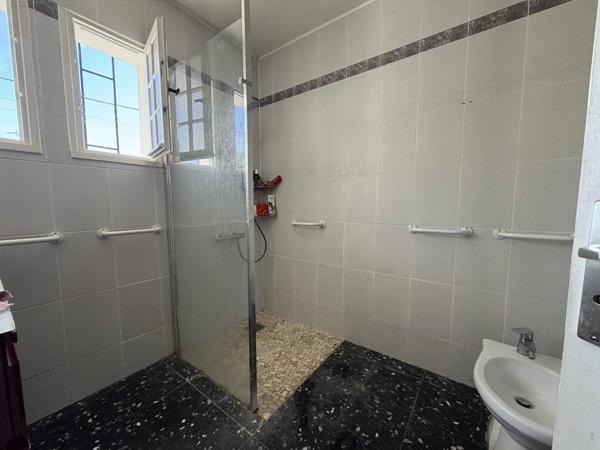 Vente                                                      Maison
                        
                     7 pièces                      180 m2                     à Villers-Cotterêts