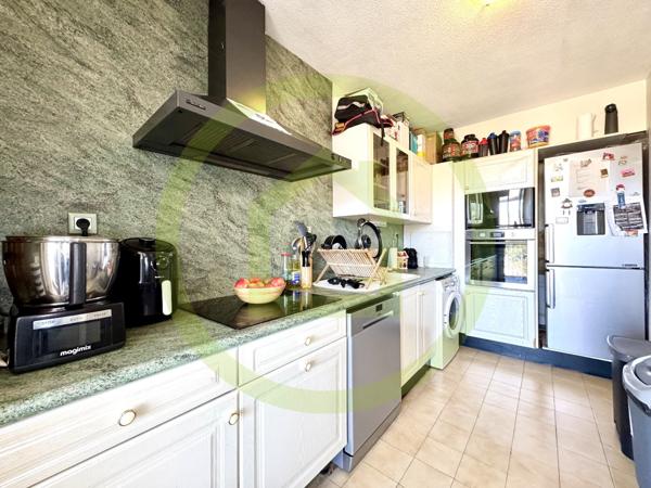 Appartement à LA TRINITE (06340)