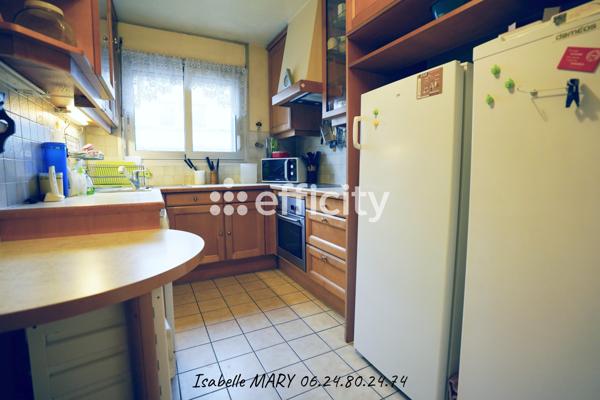 Appartement 4 pièces - 100 m² Exclusivité efficity