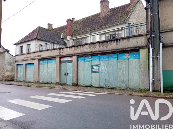 Immeuble à vendre 980 m² Égreville