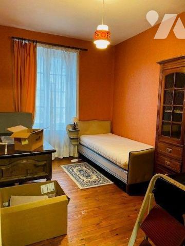 A Vendre à Lannion (22300) en Côtes-d'Armor (22), Une maison d'habitation de 137m² habitables +...