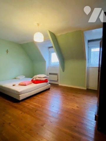 A Vendre à Lannion (22300) en Côtes-d'Armor (22), Une maison d'habitation de 137m² habitables +...