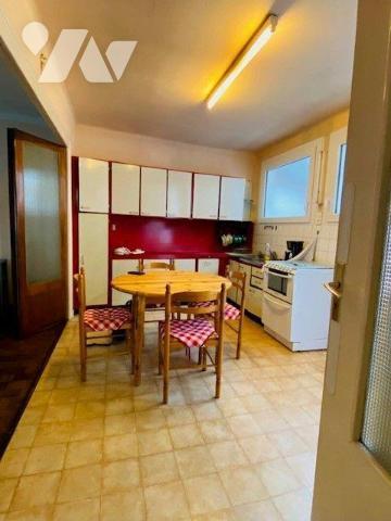 A Vendre à Lannion (22300) en Côtes-d'Armor (22), Une maison d'habitation de 137m² habitables +...