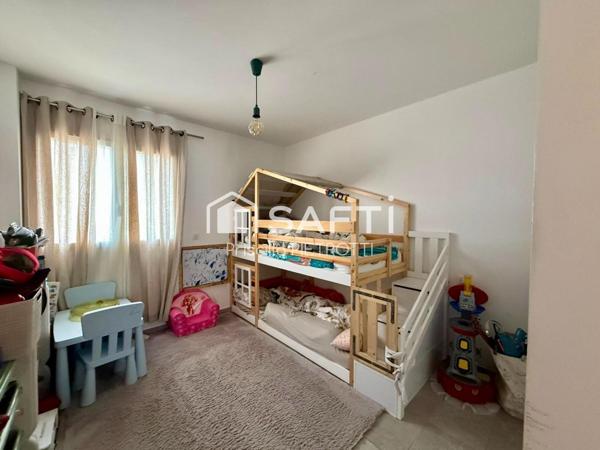 Un bien rare à Lucciana : confort moderne, luminosité et extérieur d’exception