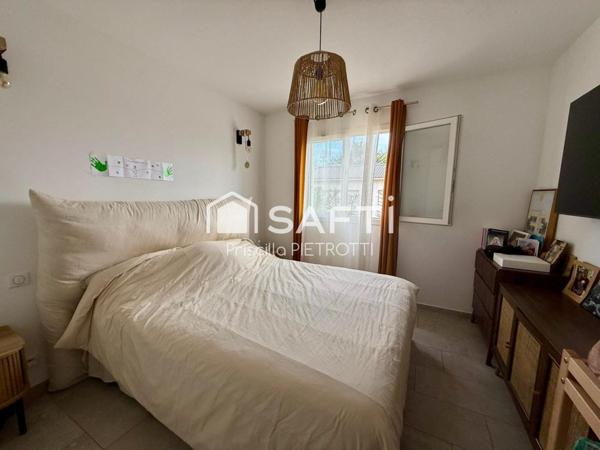 Un bien rare à Lucciana : confort moderne, luminosité et extérieur d’exception