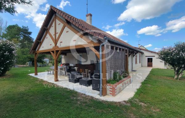 Maison 6 pièces de 152.5m2 accès personne à mobilité réduite