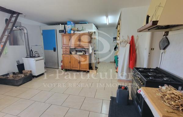 Maison 6 pièces de 152.5m2 accès personne à mobilité réduite