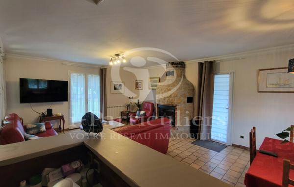 Maison 6 pièces de 152.5m2 accès personne à mobilité réduite