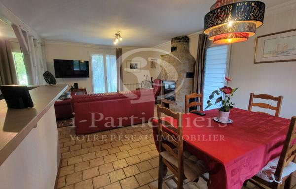 Maison 6 pièces de 152.5m2 accès personne à mobilité réduite