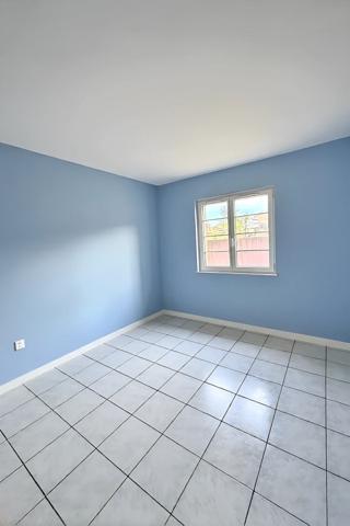 VERGEZE VILLA DE PLAIN PIED HORS LOTISSEMENT