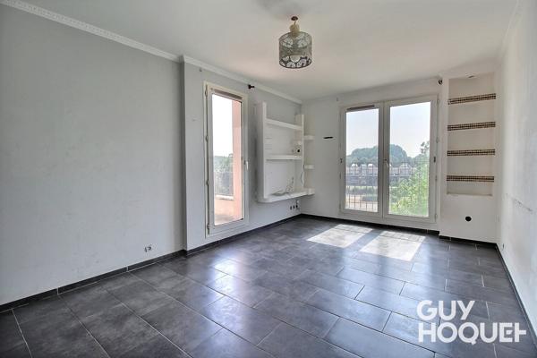 Appartement 2 pièces à rénover avec box