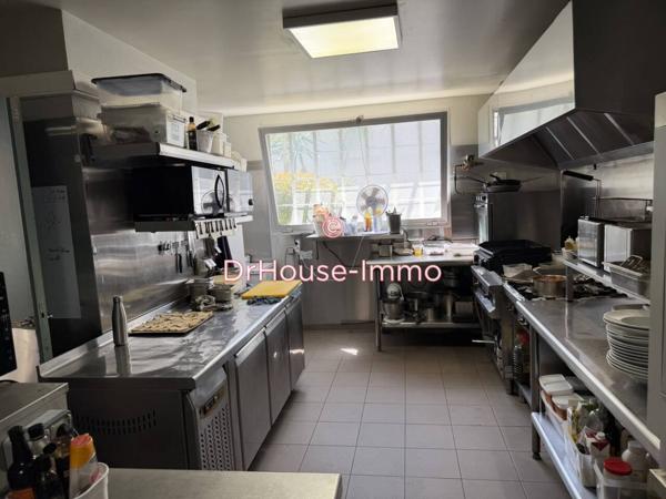 Commerce à vendre de 202 m²
