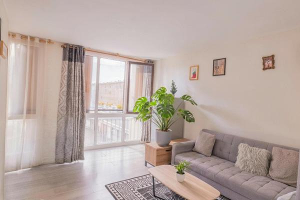 Appartement 3 pièces traversant de 56 m² avec vue sur la verdure sans vis à vis