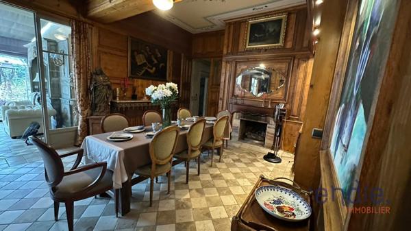LORGUES Propriété au charme Unique, au coeur du Centre-Ville