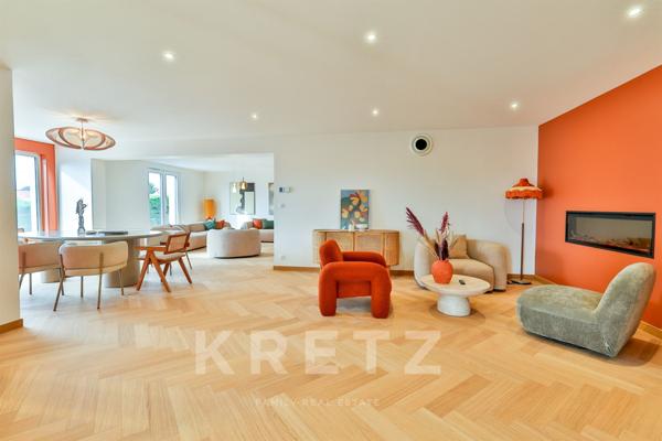 Une villa iconique dans l’esprit 70’s, entre mer et confort