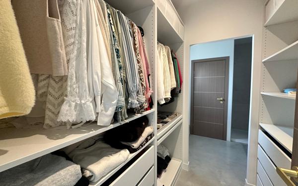 Maison à vendre    5 pièces •  Thénac