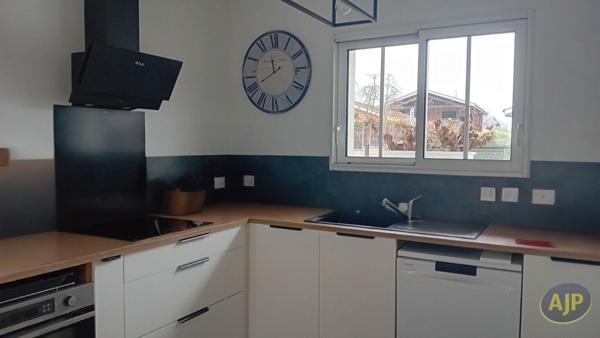 Location maison Parentis En Born : 1 500 € - AJP Immobilier Biscarrosse