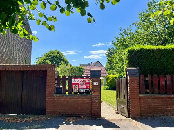 Maison Noyon 3 pièce(s) 61 m2 - Terrain arboré