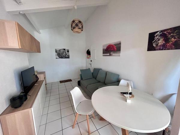 Appartement à ROQUEBRUNE-SUR-ARGENS, 83380 - 2 pièces 29m²