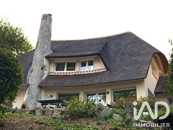 Maison à vendre 10 pièces 243 m² Unieux