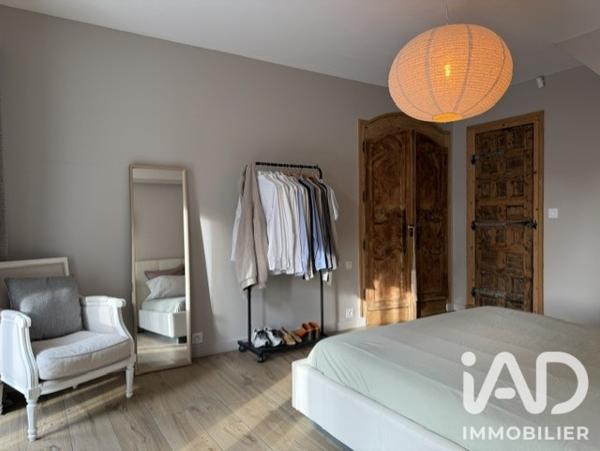 Maison à vendre 10 pièces 243 m² Unieux