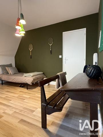 Maison à vendre 10 pièces 243 m² Unieux