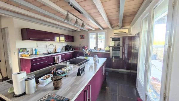 SAINT CHRISTOL LES ALES (30) À VENDRE – Superbe propriété avec deux logements, piscine, dépendances et plus de 2,6 hectares de terrain