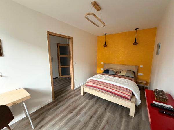 Paris 18 - 2 pièces - Refait à neuf