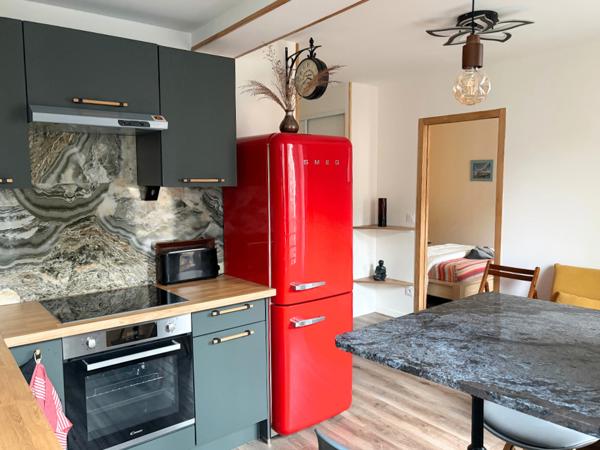 Paris 18 - 2 pièces - Refait à neuf