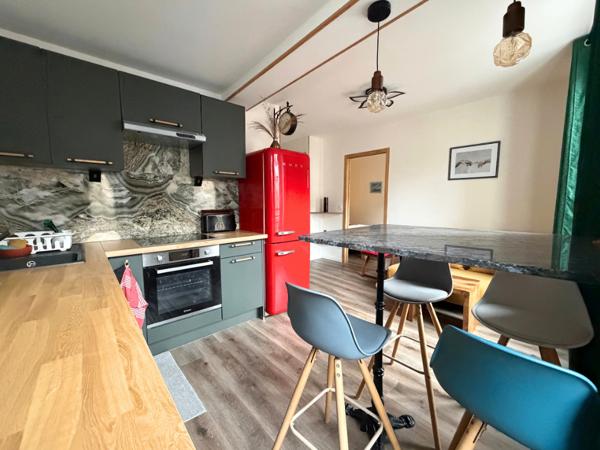 Paris 18 - 2 pièces - Refait à neuf