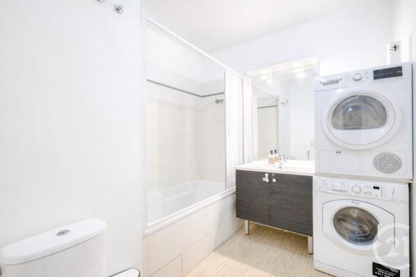 Appartement F3 à vendre  3 pièces - 66 m2 AUBERVILLIERS - 93