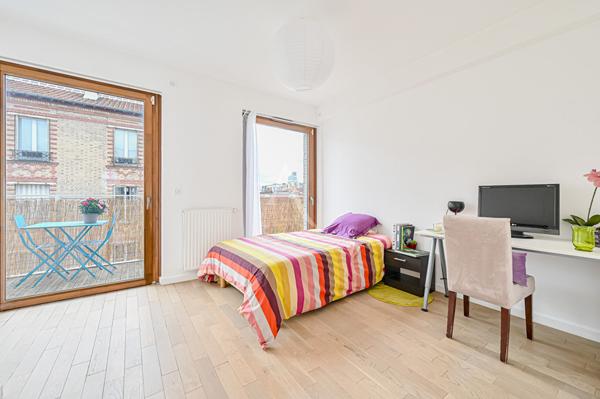 SURESNES/ rue Curie - Appartement 6 pièces 155m² - 80m² Terrasses - 3 Parkings - 1 Cave