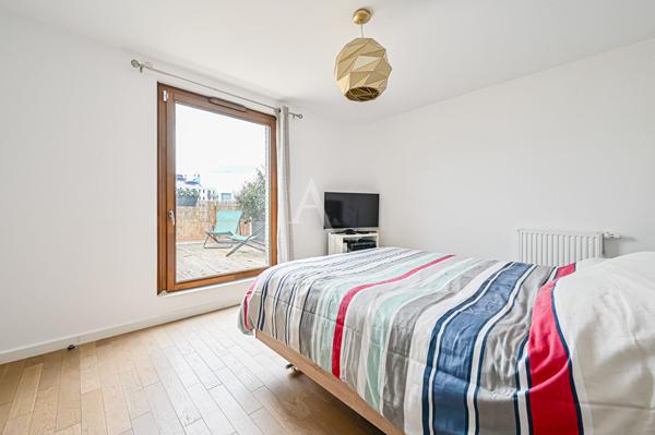 SURESNES/ rue Curie - Appartement 6 pièces 155m² - 80m² Terrasses - 3 Parkings - 1 Cave