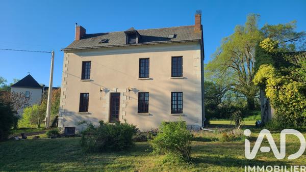 Maison à vendre 5 pièces 99 m² Vernoil-le-Fourrier