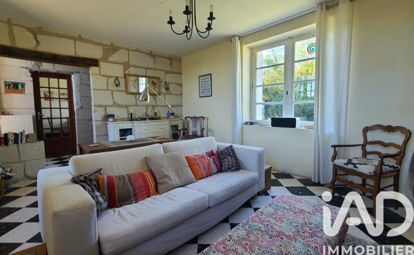Maison à vendre 5 pièces 99 m² Vernoil-le-Fourrier
