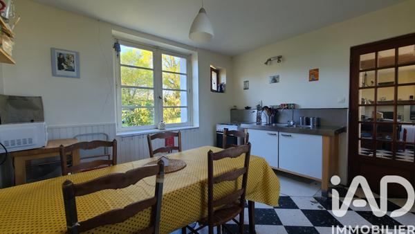 Maison à vendre 5 pièces 99 m² Vernoil-le-Fourrier