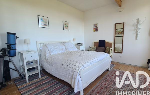 Maison à vendre 5 pièces 99 m² Vernoil-le-Fourrier
