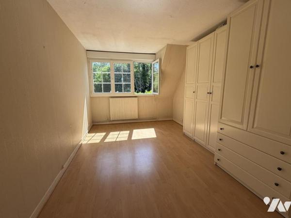 Breuillet - Port-Sud : maison familiale 5 chambres avec terrasse et jardin
