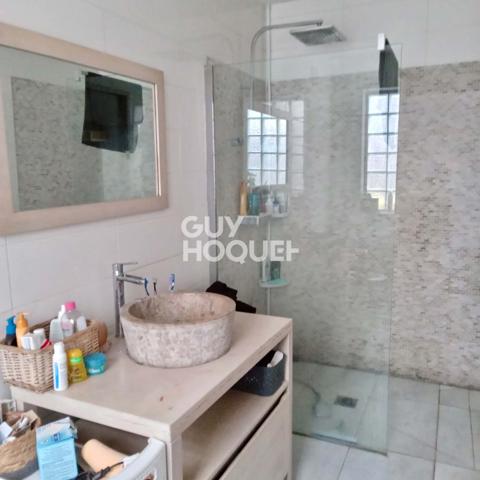 MAISON À LOUER DE 5 PIÈCES DE 80,00 M²