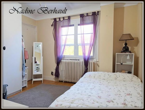 Maison à vendre 4 pièces  Amilly Viroy(45), sous sol complet, 2 ch en étage, salon avec cheminée, cuisine aménagée, jardin clos, 2 mn transport Gare Montargis