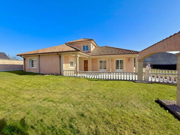 Villa d’exception de 230 m² avec piscine