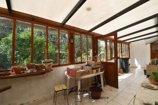NUEIL-SUR-LAYON – VIE DE PLAIN-PIED – 3 CHAMBRES – DÉPENDANCES – TERRAIN CLOS