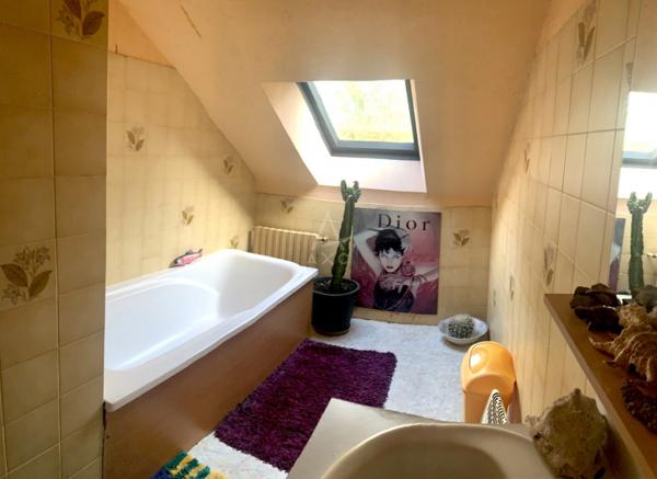 Elegante contemporaine de 202m2 au coeur d'un terrain arboré de 3500m2