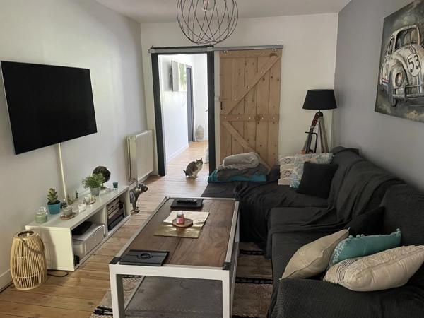 Aveyron, maison de deux appartements