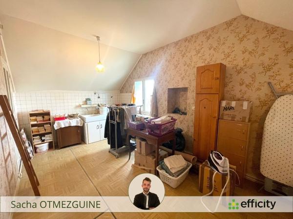 Maison
         5 pièces
        - 106 m² 70 000 € *