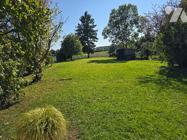 Maison de 173 m² habitable sur un terrain de 2013 m².