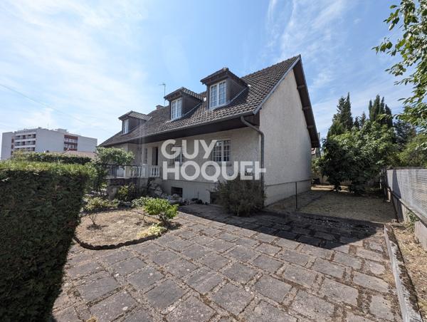 MAISON À VENDRE DE 9 PIÈCES DE 223,00 M²