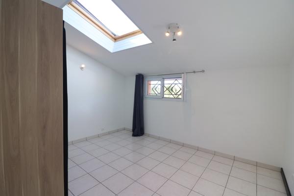 Maison familiale sur jolie parcelle végétalisée